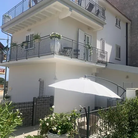 Il Fiore Bianco Bed & Breakfast *