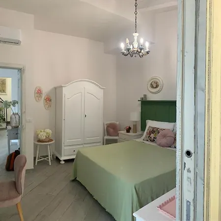 Il Fiore Bianco Frühstückspension 4*