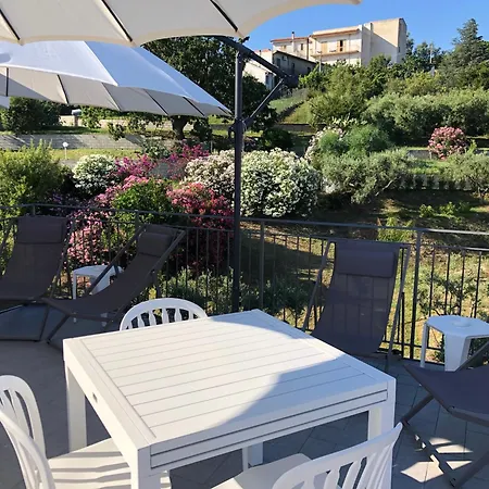 Couette-café Il Fiore Bianco